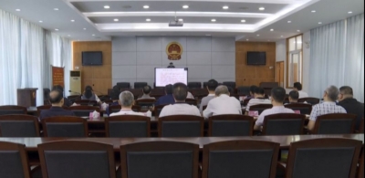 大埔县人大常委会收听收看“广东人大学堂”报告会