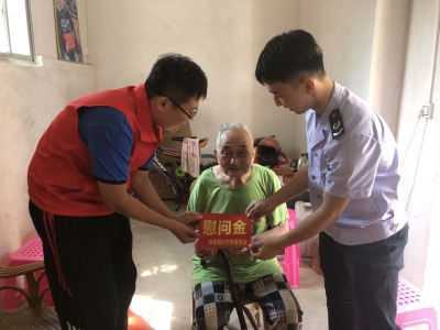 兴宁市税务局组织开展关爱抗战老兵慰问活动