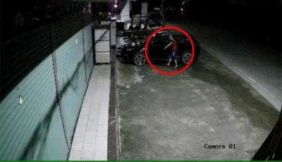 太嚣张！小贼砸车盗窃，还留纸条索要银行卡密码…