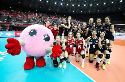 关注！中国女排14时对阵塞尔维亚，获胜即夺冠！
