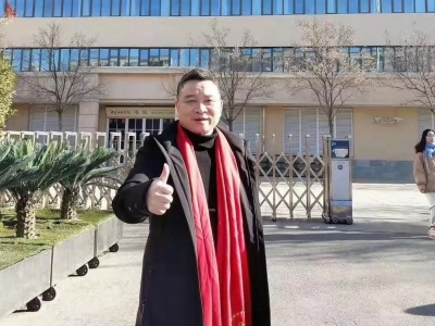 厉害！梅州音乐人张伟东将携原创作品赴京参加《向经典致敬》总展演