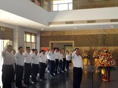 梅江区领导到叶剑英纪念园接受革命传统教育