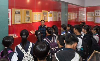 那叫一个热闹，吸引2万多人次！客商银行“梅州红色文献史料展”闭展啦~