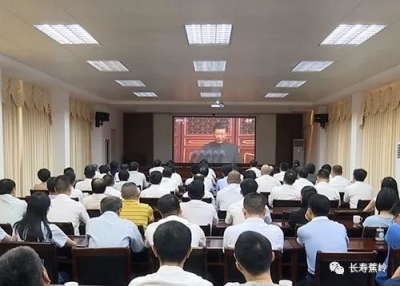 心潮澎湃！蕉岭广大干部群众收看阅兵盛典