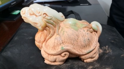 小心这种街头骗术！梅江区有人这样“唱双簧”，就想骗你