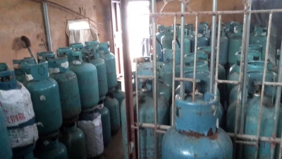 土房内藏“定时炸弹”！蕉岭一村民非法销售2800瓶液化气，栽了！