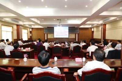 丰顺组织收看中央庆祝中华人民共和国成立70周年大会现场直播