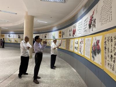 市老年书画作品展今天开展，142幅书画作品等你来赏~