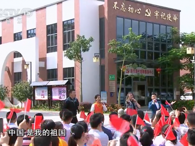 这位客家音乐人登上央视唱响客语版《中国》