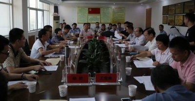 省督查组到五华督查整治食品安全问题联合行动工作