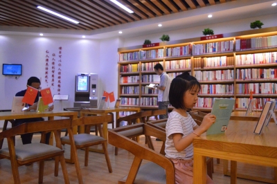 平远首家智慧图书馆开馆！24小时不打烊，3600册图书可免费借阅...