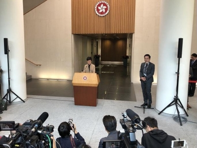 香港特首：约600人已离开理工大，希望事件和平解决