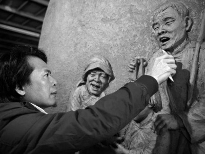 巧手捏出客家风情！泥塑艺术家刘沅声获评市级“非遗”传承人