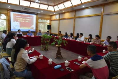 与文学大咖面对面，省作协“红色文学轻骑兵”走进丰顺！