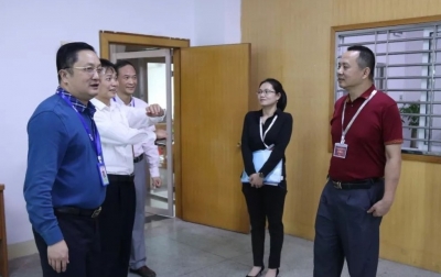 梅州市委宣传部督导组现场督导兴宁融媒体中心建设工作