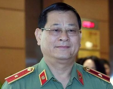 越南乂安省抓获8名组织人员非法偷渡英国的犯罪嫌疑人