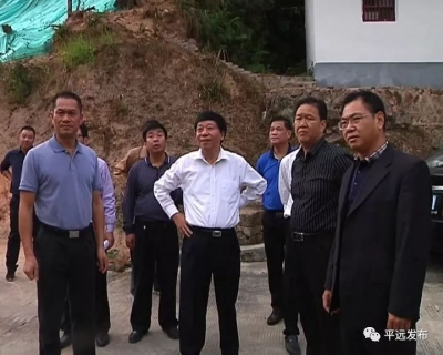 宋才华率队到上举镇调研农村人居环境整治工作