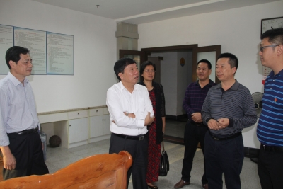 宋才华到部分县直单位调研：坚持以人民为中心，解决群众实际问题