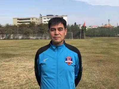 借调期满，梅州客家主帅郑小田下赛季将回归国安 