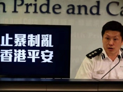 11月1日香港见闻录丨对港媒的所谓专业素养，我不“李姐”、不“梁姐”