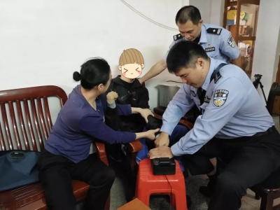 卧床十六年，梅江区这个少年终于要有第一张身份证了