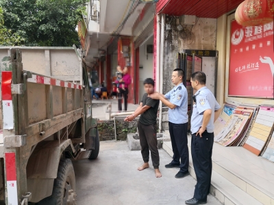 无语了！一男子刚刑释又盗窃汽车电池  五华警方：我还抓你！