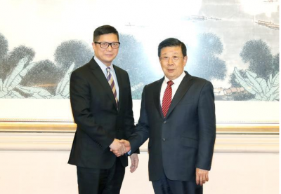 赵克志会见香港警务处处长邓炳强