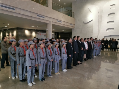 叶选基公益基金会艺术展在梅开幕