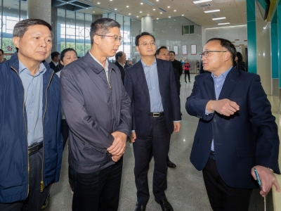 张光军副省长率队来梅调研 多措并举开创卫生健康工作新局面