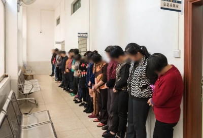 “转转”麻将赌博？梅江警方突袭中介店，27名男女当场...