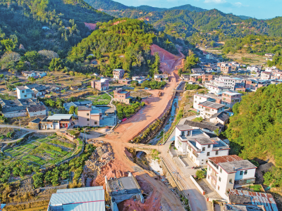 大埔县湖寮镇：坚定初心谋发展  奋力谱写新篇章