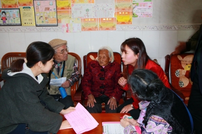 国际自然医学会世界长寿乡调查团来梅进行“世界长寿之都”实地调查 努力打造令人向往的“世界长寿之都”