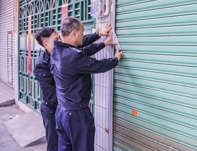 被抓现行！兴宁一按摩店内藏“猫腻”被查封