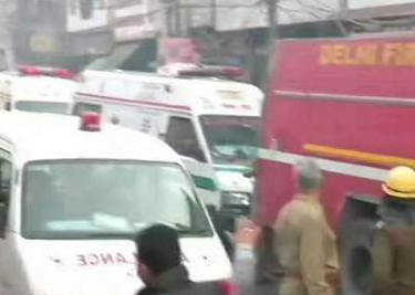 印度首都新德里一工厂发生火灾 已致43人死亡