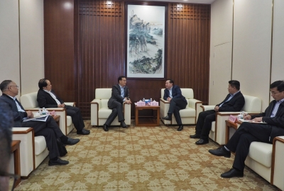 张爱军率队到省直单位联系工作：加快国家级高新区创建和能源项目建设 