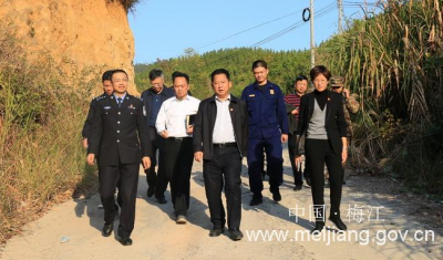 梅江区组织收看收听全市森林防灭火工作视频连线会议