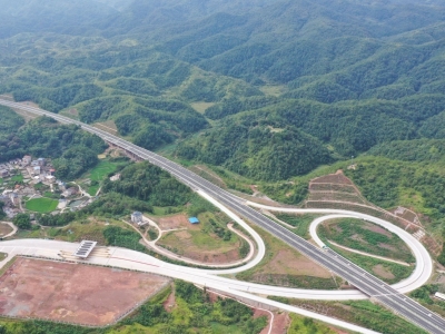 聚焦政府工作报告丨2019年，梅州实现市区到县城全部通达高速