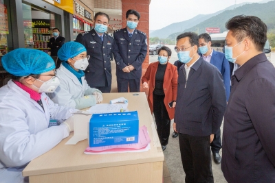 张爱军到蕉岭县检查疫情防控工作：做细做实疫情防控  守好梅州安全大门 