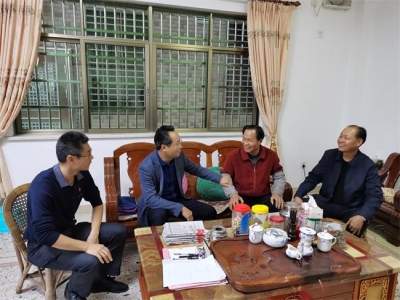 张峥奇到城北镇调研慰问：确保人民群众过个平安祥和年