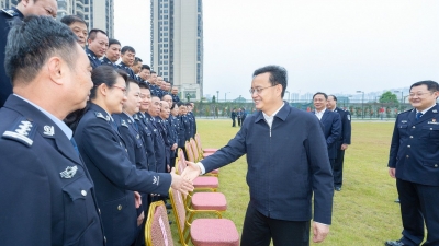 张爱军到市公安局开展新年慰问 全力保障我市社会持续平安稳定