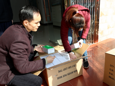 亲自派车拉物资，完成捐赠“一条龙”！五华乡贤助力家乡“抗疫”