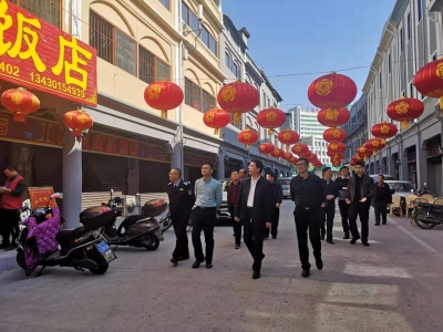 黄文沐检查梅城“两美”及节日市容环境提升工作：营造美丽环境喜迎新春