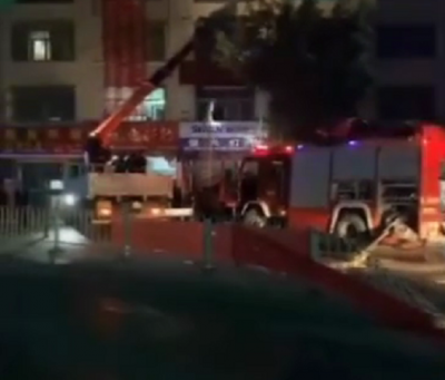 兴宁一商铺起火，一家5口被困3人逃生2儿童遇难...