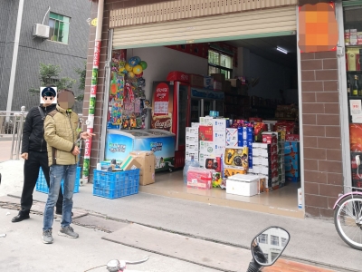 大埔一男子在多家店铺假装扫码支付，随后拿起东西就走，结果...