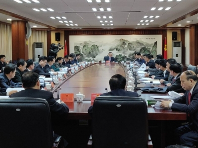 市七届人大七次会议主席团举行第四次会议