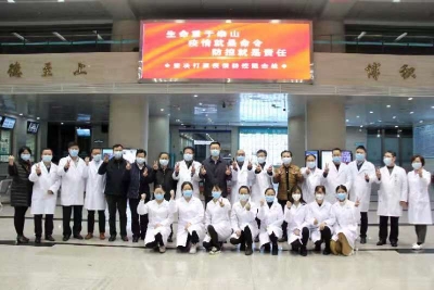 吴泽桐、温助民看望慰问疫情防控一线医护人员