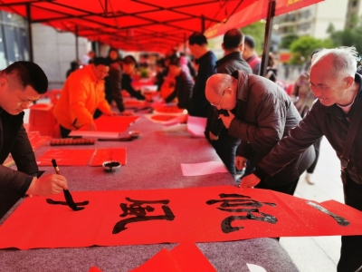 当新春祝福融入科普元素！今日，梅江碧桂园年味满满