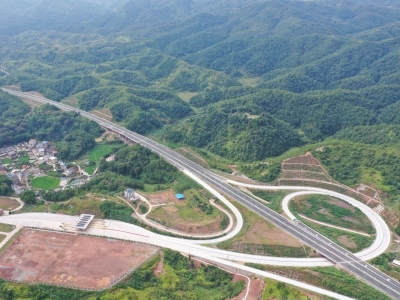 交通运输部：严禁擅自封闭高速公路出入口