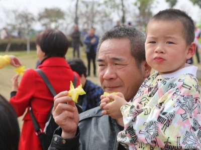 他化身梅塘杨桃的“代言人”，写了一份特别来信...