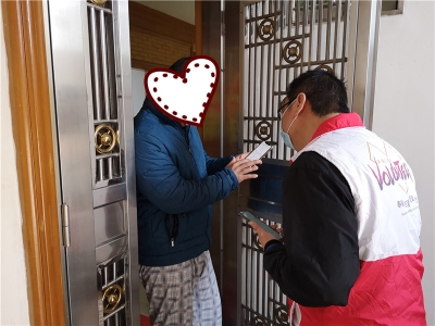 梅城虹桥社区战“疫”一线，有位“暖男”阿宁哥！